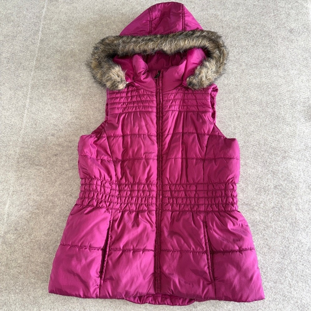 New York & Company Fuchsia Pink Puffer Vest Faux Fur Detatch Hood SzM Barbiecore
